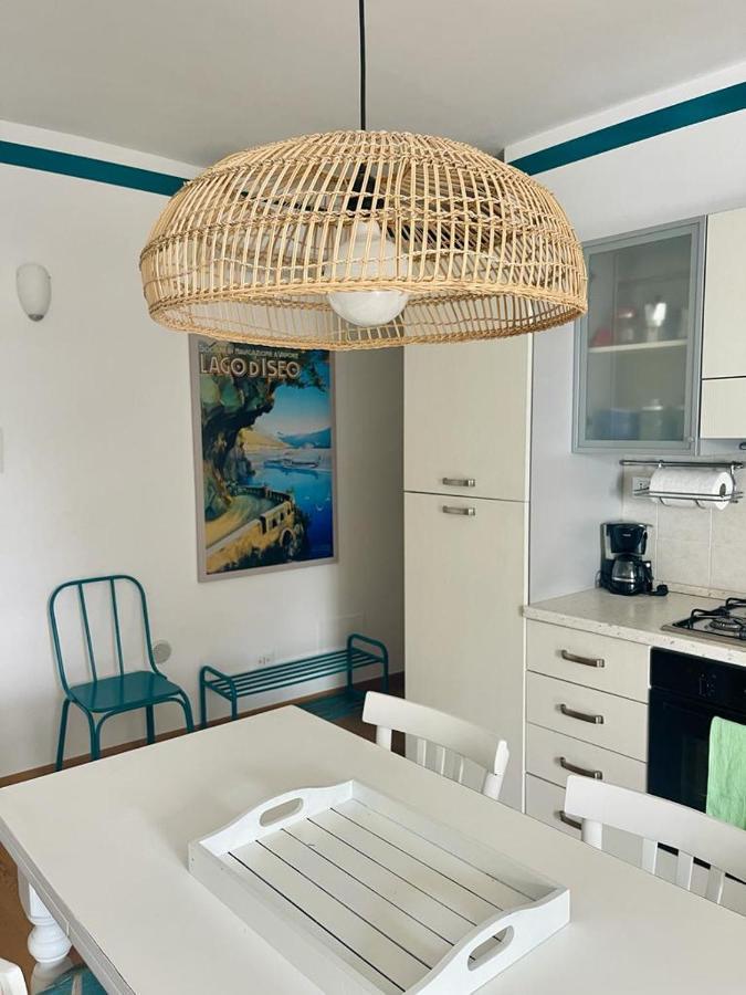 Miralago Casa Vacanze Riva di Solto Kültér fotó